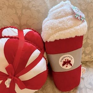 Novogratz pillow Peppermint Coffee latte Pillow - Novogratz Christmas Pillow